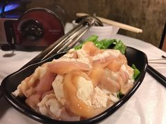 -鲜入围煮花胶鸡海鲜火锅