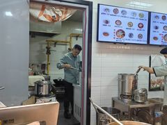 -红鼻子桂林米粉(金唐新光界店)
