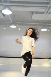 爵士舞老师微微-柏姿舞蹈工作室