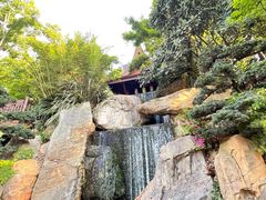 -七彩云南古滇温泉山庄