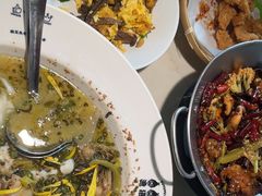 -渔语鱼酸菜鱼新川菜(来福士店)
