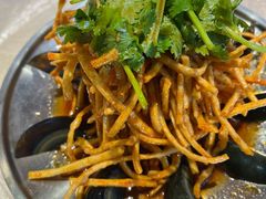皮蛋拌馓子-靓靓蒸虾·头牌蒸虾(雪松路总店)