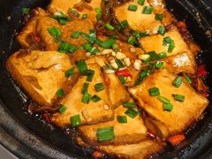 砂锅豆腐-费大厨辣椒炒肉(万家丽一店)