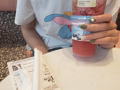 霸气芝士草莓-奈雪的茶(印象城店)