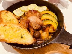 -娜娜家•Nana’s restaurant (爱琴海店)