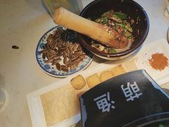 -萌渔·金牌蒜香烤鱼(临安万华广场店)