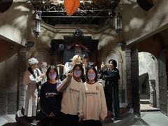 -暴风岛沉浸式体验馆(百联世纪店)