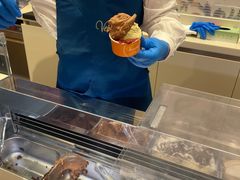 -VENCHI 闻绮(上海佛罗伦萨小镇店)