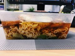 -新大咀港式茶餐厅(宝山万达店)