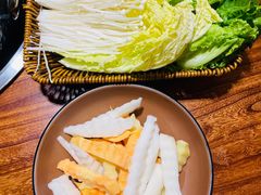 -四点金粥底火锅(沂州里店)