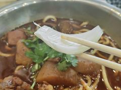 -卫小旦老味大盘鸡总店