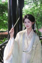 -一揽芳华汉服旗袍体验馆(拙政园店)