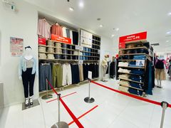 -优衣库(上海金桥国际商业广场店)