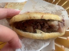 -闫家驴肉老店(华电一校店)