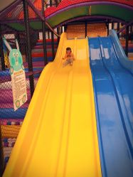 -嘻哈乐儿童乐园