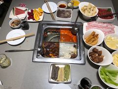 -海底捞火锅(关山保利店)