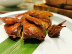 玻璃靓乳鸽-汤城小厨•粤菜•靓汤(西直门凯德MALL店)