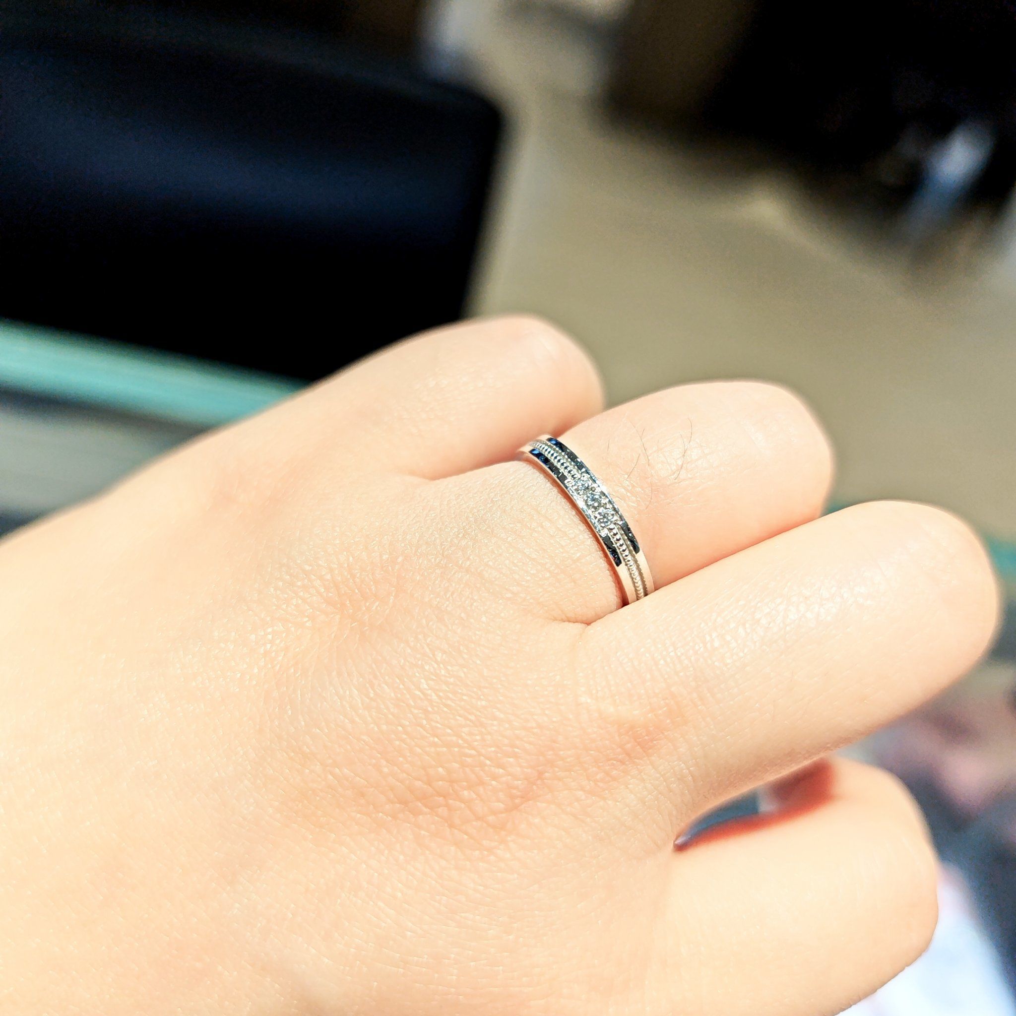 周生生铂金戒指