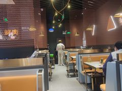 大堂-牛人日志·鲜牛肉骨汤火锅(万科里瑧店)