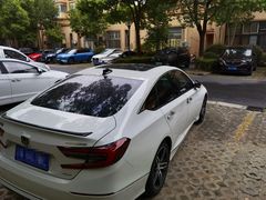 -车水马龙3M汽车贴膜冠军店隐形车衣改色膜(漕宝路中环店)