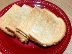 咖椰吐司-HELLO 27 意面·沙拉·帕尼尼