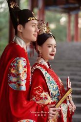 -喜爱高定婚纱摄影