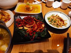 -隔壁老王·家常云南菜(花巷店)