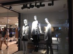 -ZARA(海港城店)