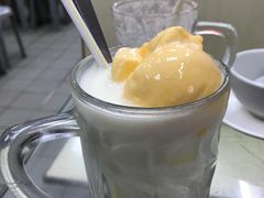 雪糕鲜奶-义顺牛奶公司(新马路老店)