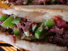 满满的馅料-王胖子驴肉火烧(鼓楼店)