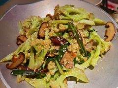 干锅丽水香菇花菜-探花·意境江南菜·唐伯虎文化体验店·松鼠桂鱼(观前店)