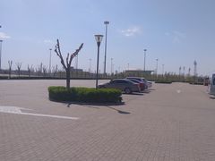 停车场-东疆建设开发纪念公园