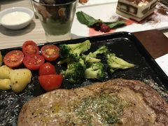 -必胜客(宁海西子国际店)