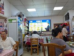 -洪霞餐馆