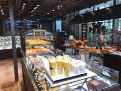 面包甜点陈列柜-红跑车HPCBAKERY(汉商店)