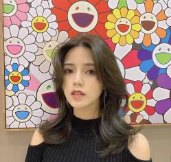 -镁连社·美联社