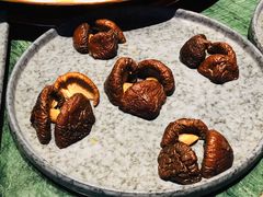 高海拔椴木菇-肆味(东原1891江景店)