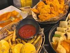 -BHC炸鸡(明洞总店)