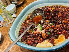 毛血旺-海派美食•海鲜青岛菜•活海肠捞饭(台东店)