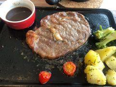 -必胜客(璞丽中心店)
