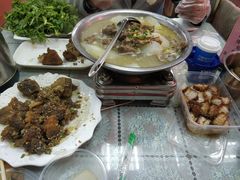 牛骨头炖萝卜-堤角王师傅牛骨头