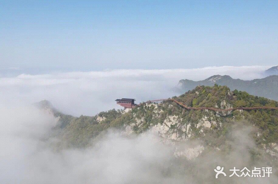 雨后少华，雾腾云翻。 人间仙境，绝美震撼！