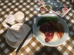 -新大咀港式茶餐厅(宝山万达店)
