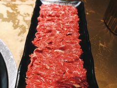 招牌鲜切脚趾肉-手选潮汕鲜活牛肉火锅(二七广场店)