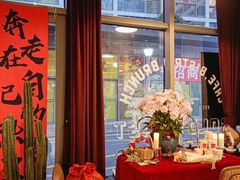 -mordew加州日记西餐&小酒馆(新天地店)