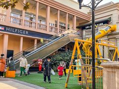 -王府井奥莱临潼小镇(临潼店)