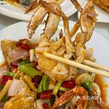 侨港风情街这边平价又美味的海鲜！！