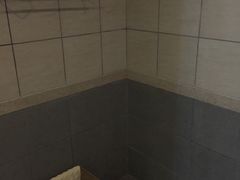 脏脏的&nbsp;味道大-三亚亚龙湾五号度假别墅酒店