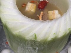 -得意咚瓜·顺德鱼生·冬瓜火锅(深圳首店)