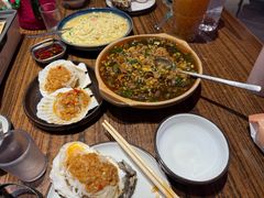 -蚝堡海鲜·威海菜·海肠捞饭·烧烤·亚洲吃蚝公司(幸福门店)